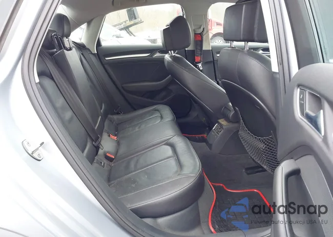 WAUEFGFF8F1099207: 44413388