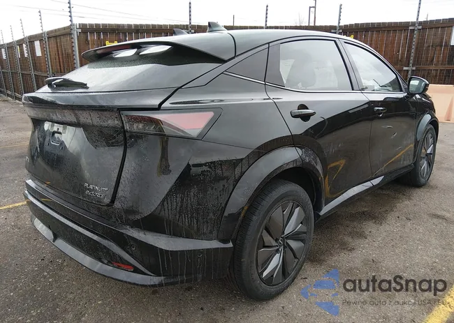 JN1DF0CD6RM732365: 44413416