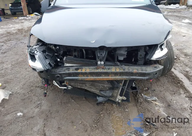 3VW4T7AJ9HM371401: 44412449