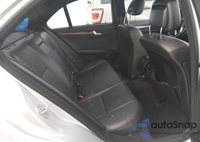 WDDGF8BB2CF907964: 44412565