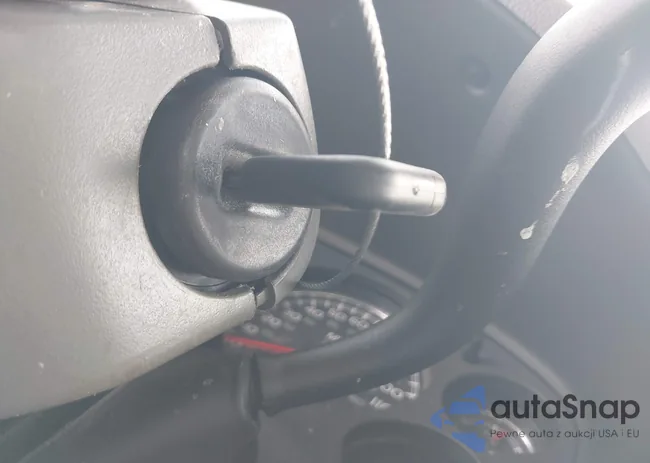 1GNFC16077R394818: 44412669