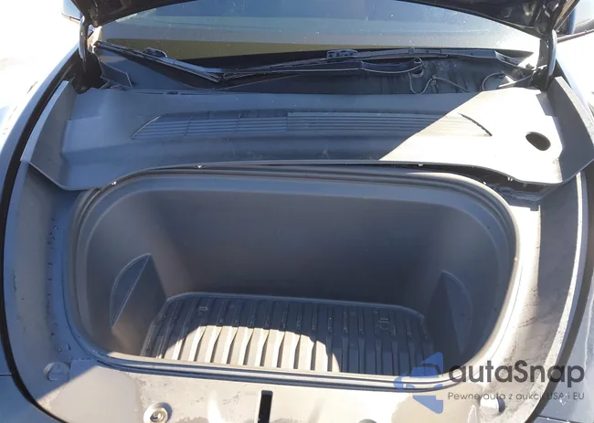 5YJYGDEE8MF091553: 44412709