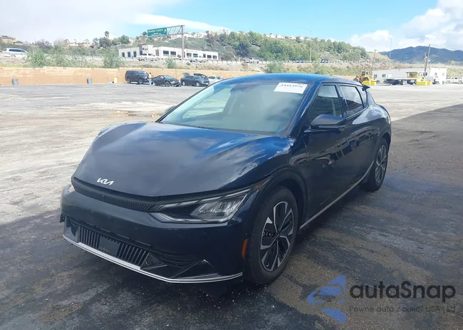 KNDC3DLC5N5030123: 44413976