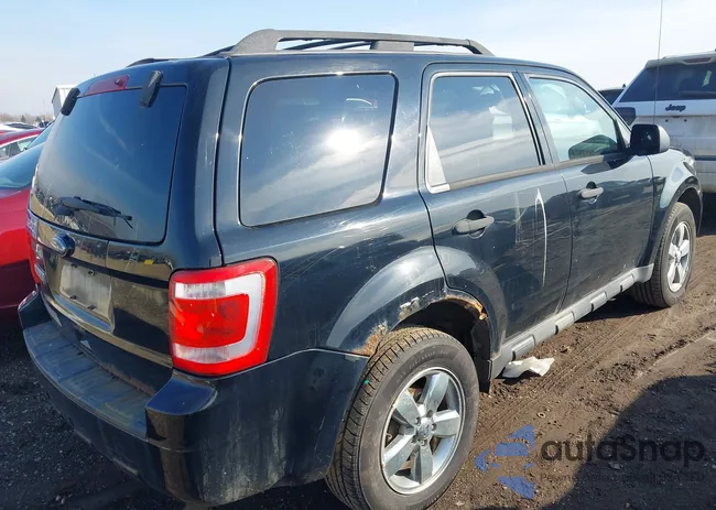 1FMCU9D76CKB72177: 44413979