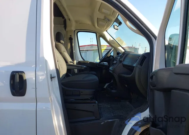 3C6TRVCG4LE109508: 44413996