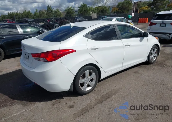 5NPDH4AE8DH248596: 44414042