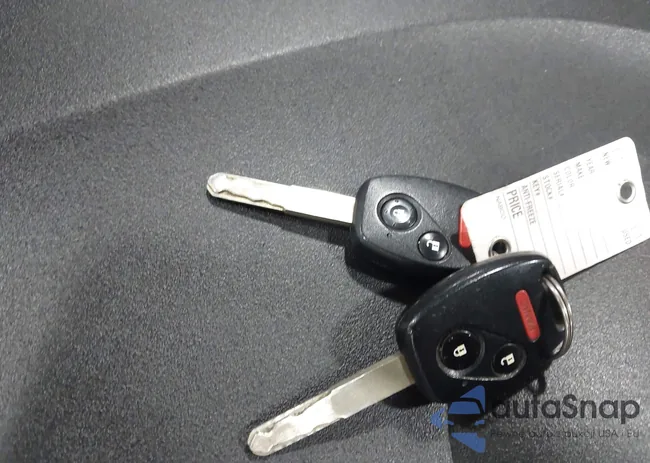 JHMGE8G39DC023861: 44414054