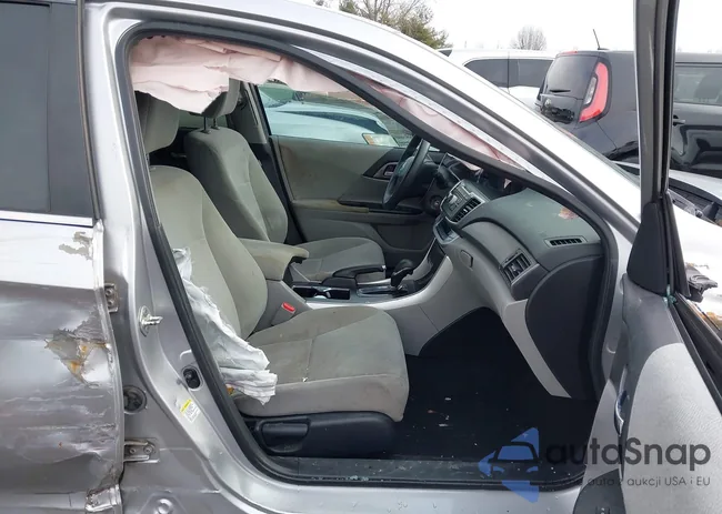 1HGCR2F35DA117512: 44414156