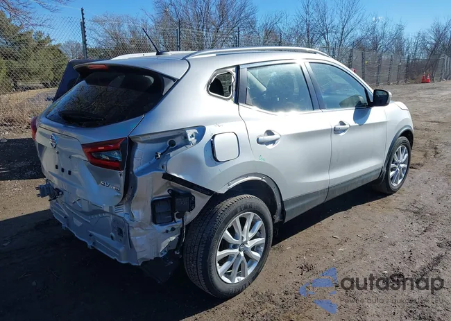 JN1BJ1CW4LW393534: 44414254