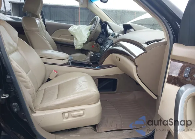 2HNYD2H67BH543009: 44414255