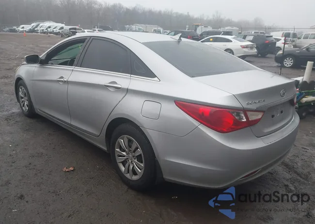 5NPEB4AC5BH240201: 44414273