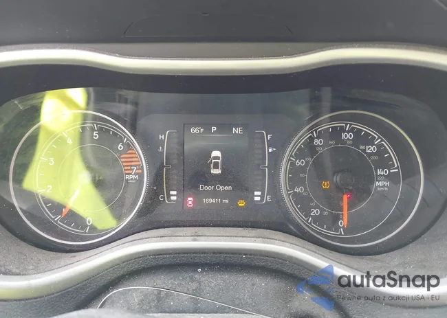 1C4PJLCB1HW573685: 44414335