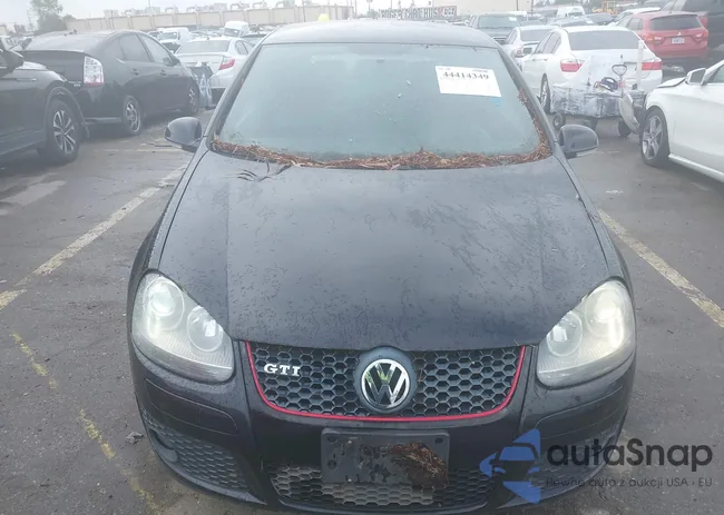 WVWFD71K69W126039: 44414349