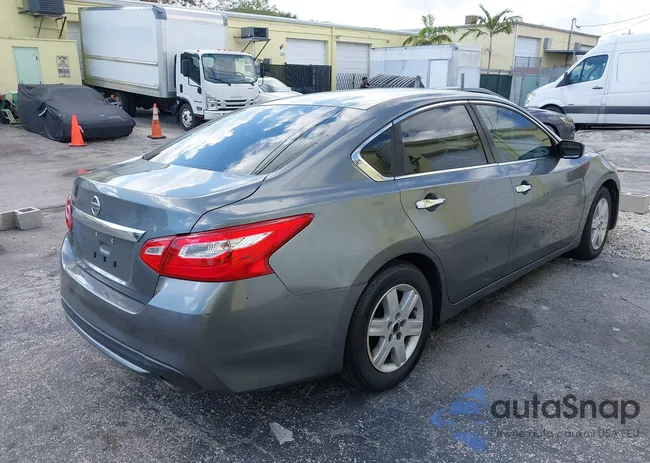 1N4AL3AP4HN358134: 44414394