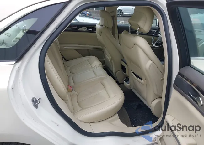 3LN6L2LU5DR819888: 44413495