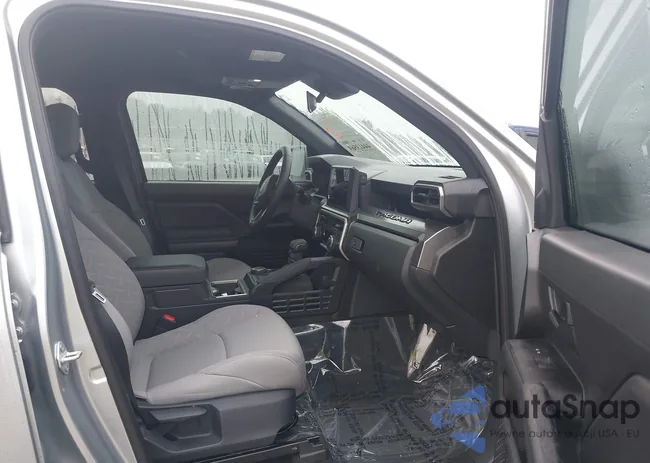 3TYLB5JN3RT051540: 44413569