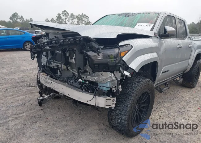 3TYLB5JN3RT051540: 44413569