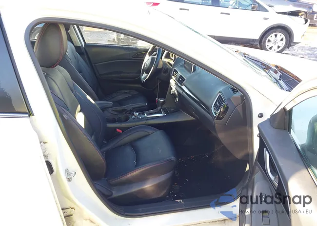 3MZBM1W7XFM162700: 44413645