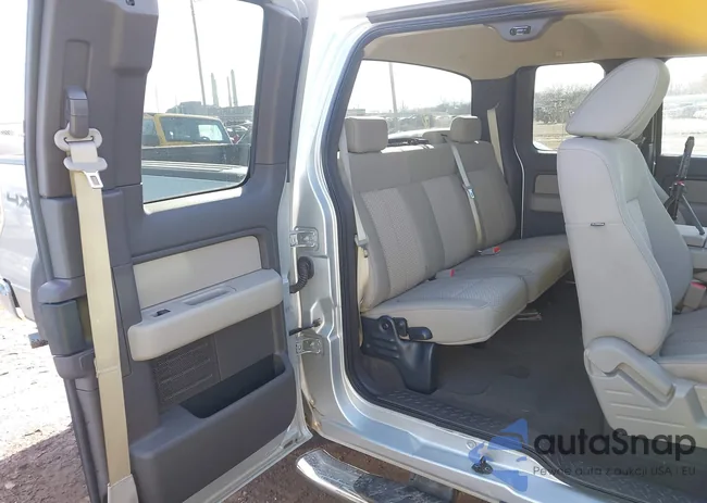 1FTRX14879FA44631: 44413672