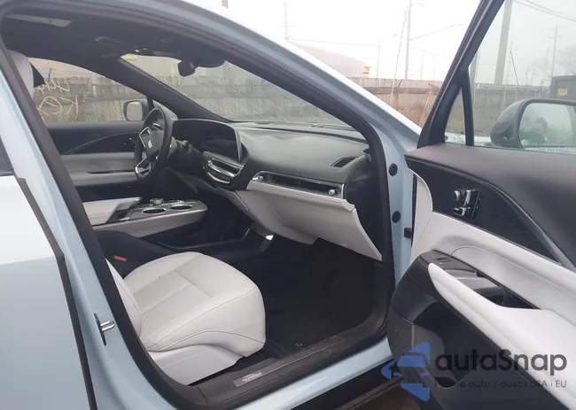 1GYKPPRL6RZ103758: 44413694