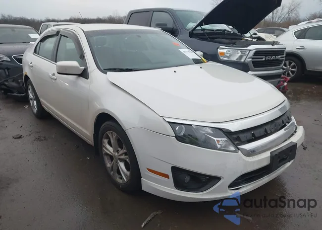 3FAHP0HAXCR216864: 44413788