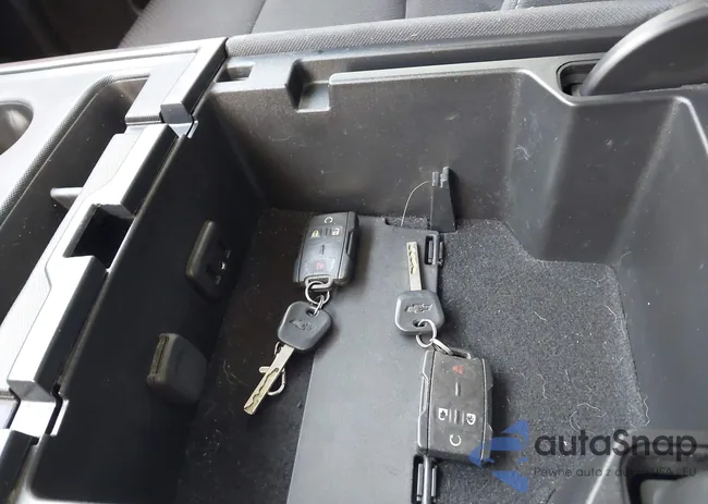 1GCVKREC2JZ168128: 44415038