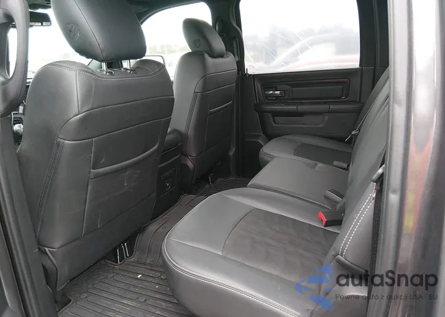 1C6RR7YT8JS161794: 44415080