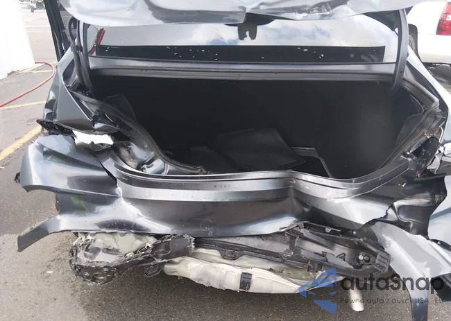 3KPF24AD6PE606384: 44415089