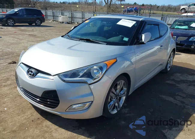 KMHTC6AD9HU324086: 44415129