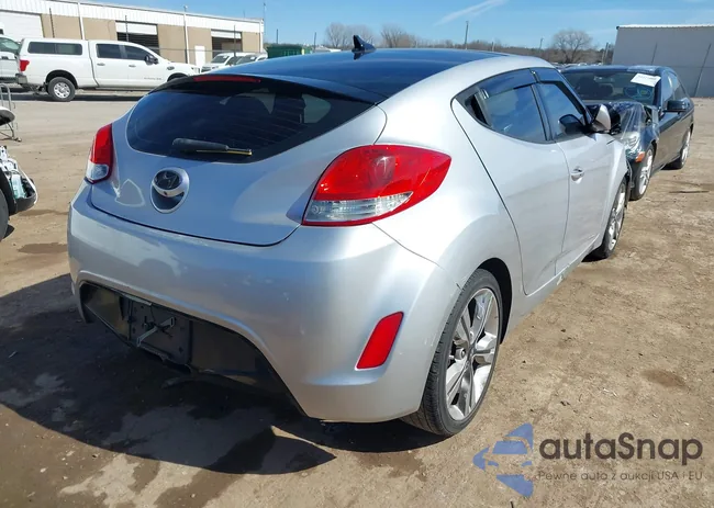 KMHTC6AD9HU324086: 44415129