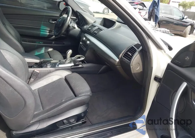 WBAUC9C59DVM13772: 44415144