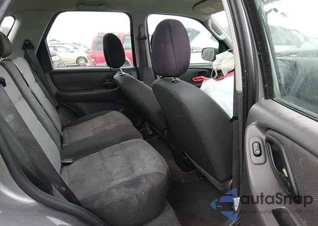 1FMYU02Z47KA38196: 44415314