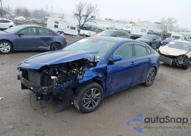 3KPF24AD3PE580195: 44415315