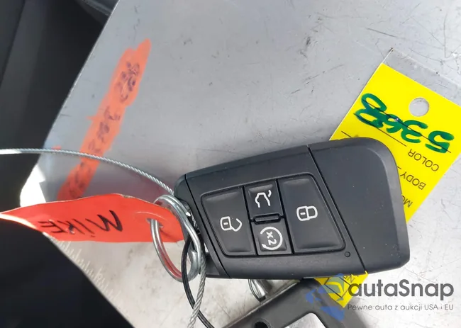 3VWEM7BU3RM040700: 44415328