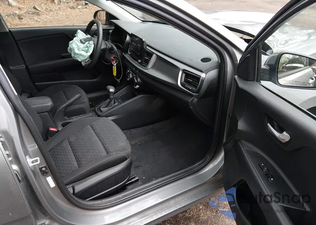 3KPA24AD8NE431398: 44415347