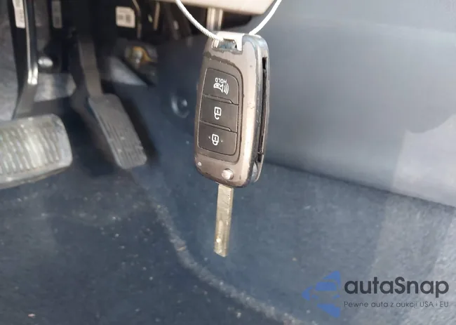 KMHRC8A38LU028871: 44415371