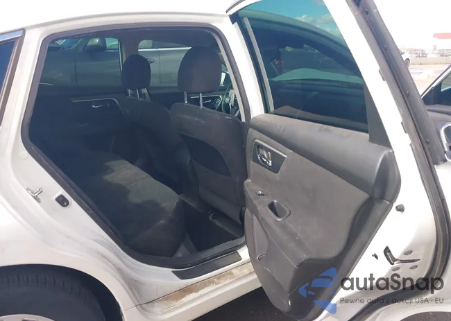 1N4AL3AP8EC296826: 44414444