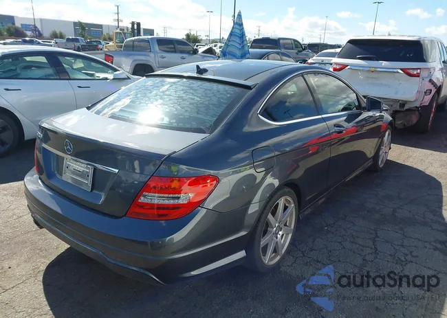 WDDGJ4HB3FG366999: 44414551