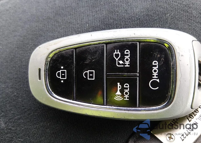 KM8KM4AE2NU108923: 44414724