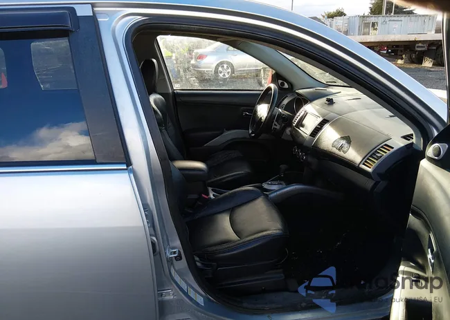 JA4JT5AX7BU016965: 44414733