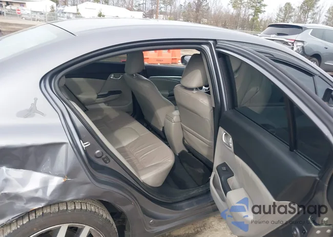 2HGFB2F97FH517954: 44414735