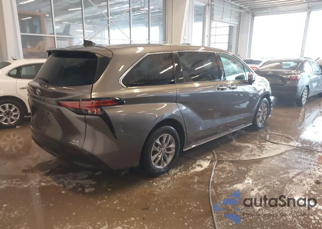 5TDYRKECXNS124031: 44416029