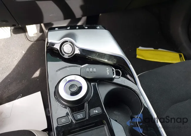 KNDC4DLC5R5220779: 44416080