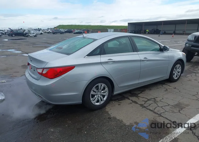 5NPEB4AC6CH354189: 44416094