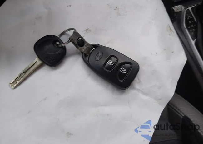 KM8JT3AF7FU006598: 44416154