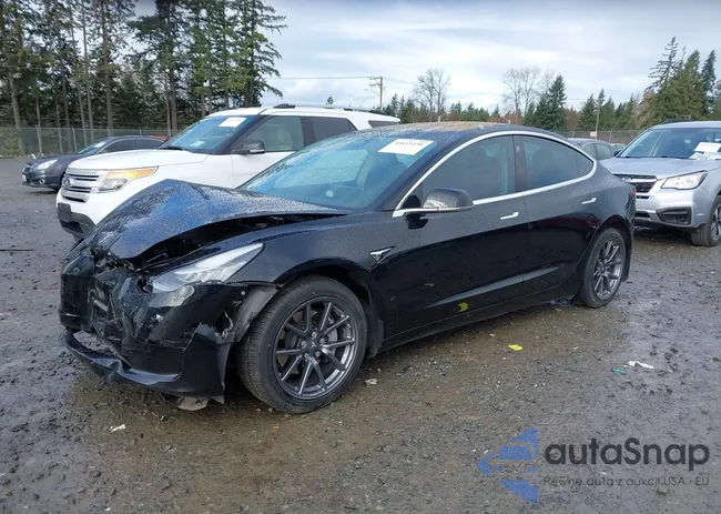 5YJ3E1EB0KF208561: 44415458