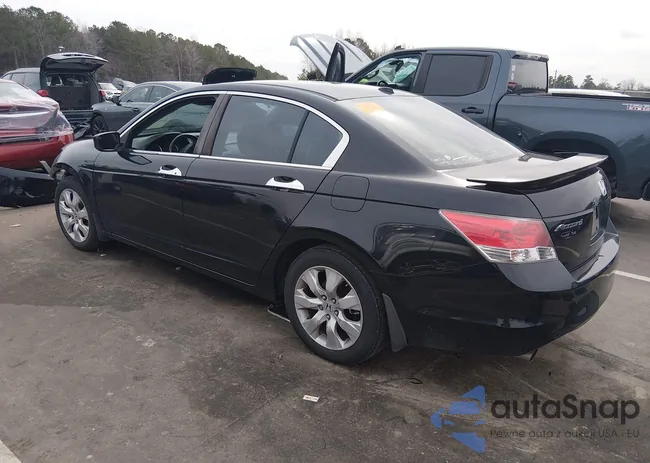 1HGCP36818A062070: 44415530