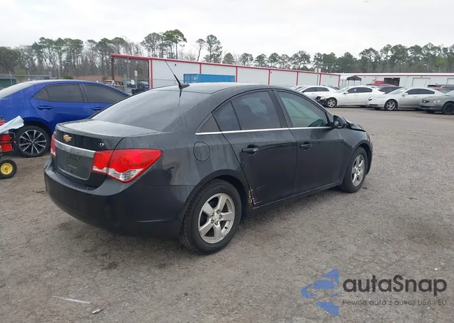 1G1PC5SB2E7405527: 44415541