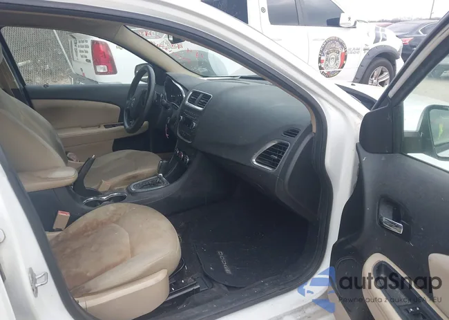 1C3CDZAB5DN588299: 44415543