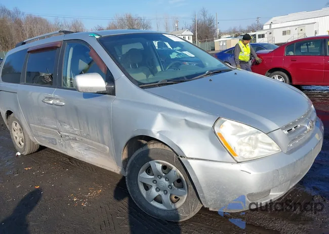 KNDMB233796310976: 44415548